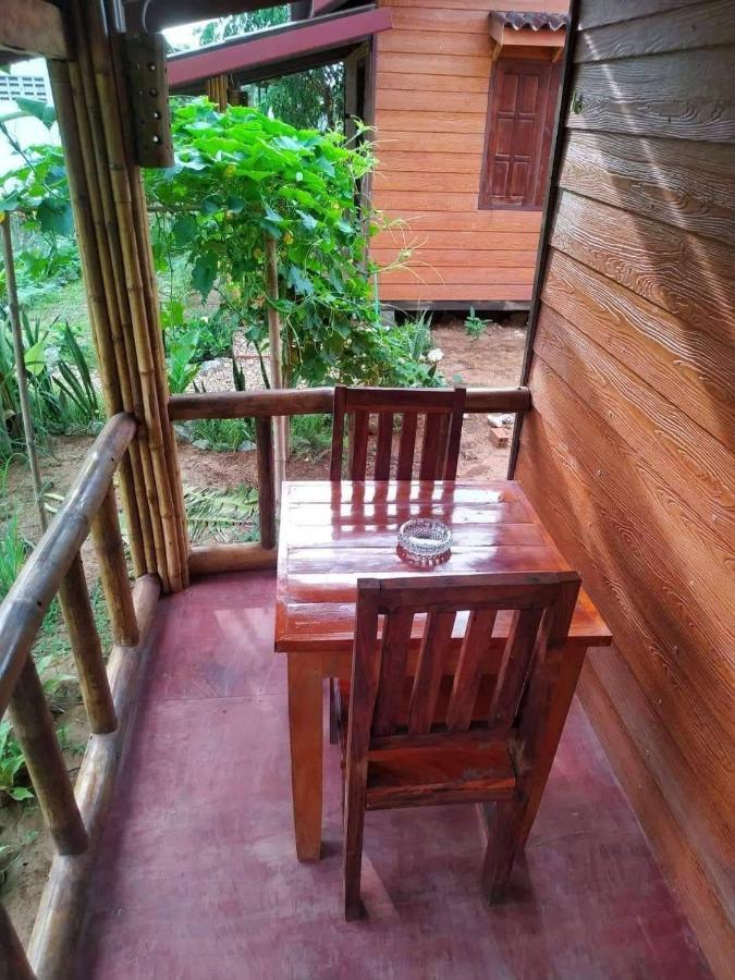Nana Bungalows Ban Tan Buitenkant foto