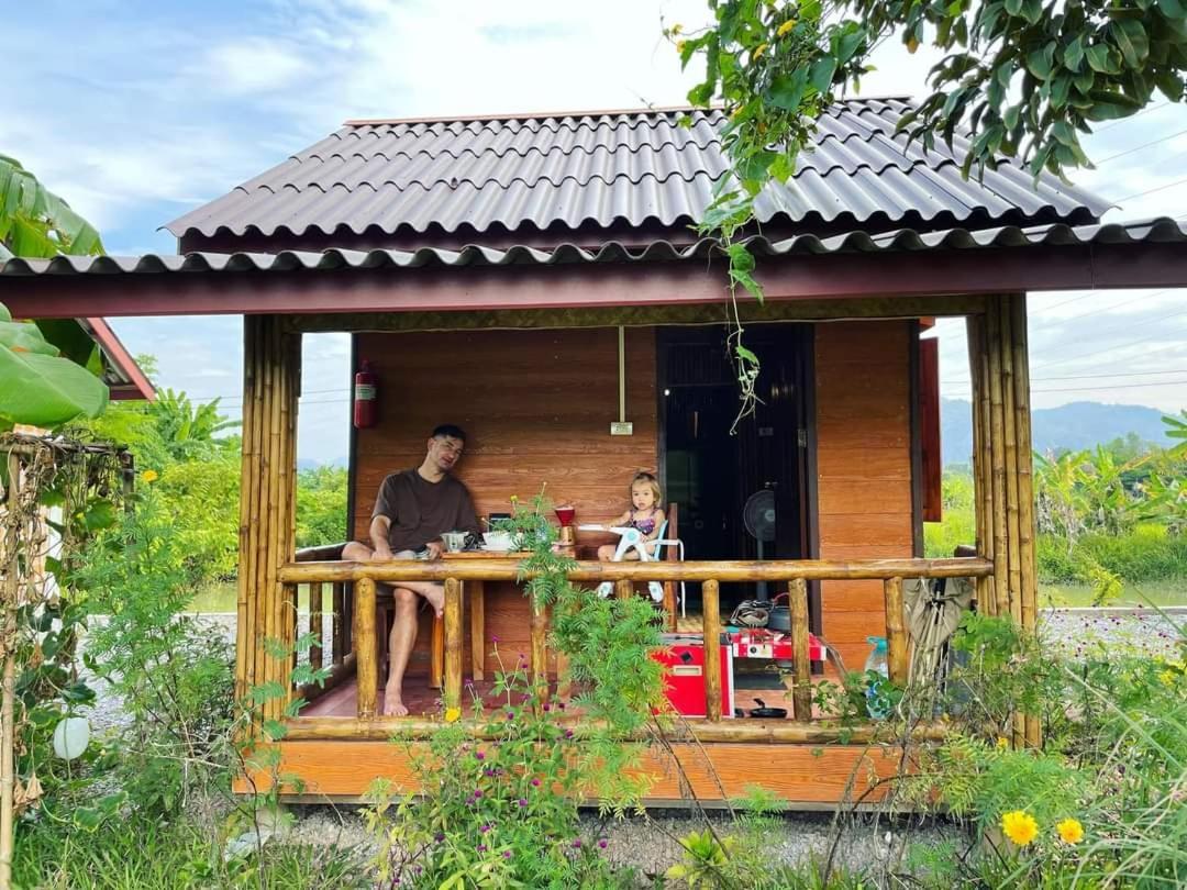 Nana Bungalows Ban Tan Kamer foto